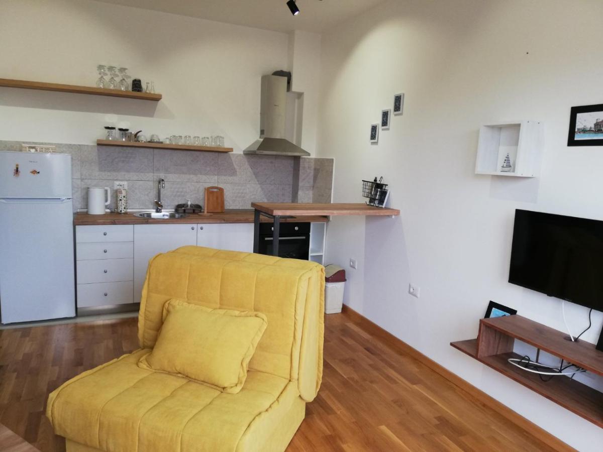 Gina And Nia Apartments Ulcinj Bagian luar foto
